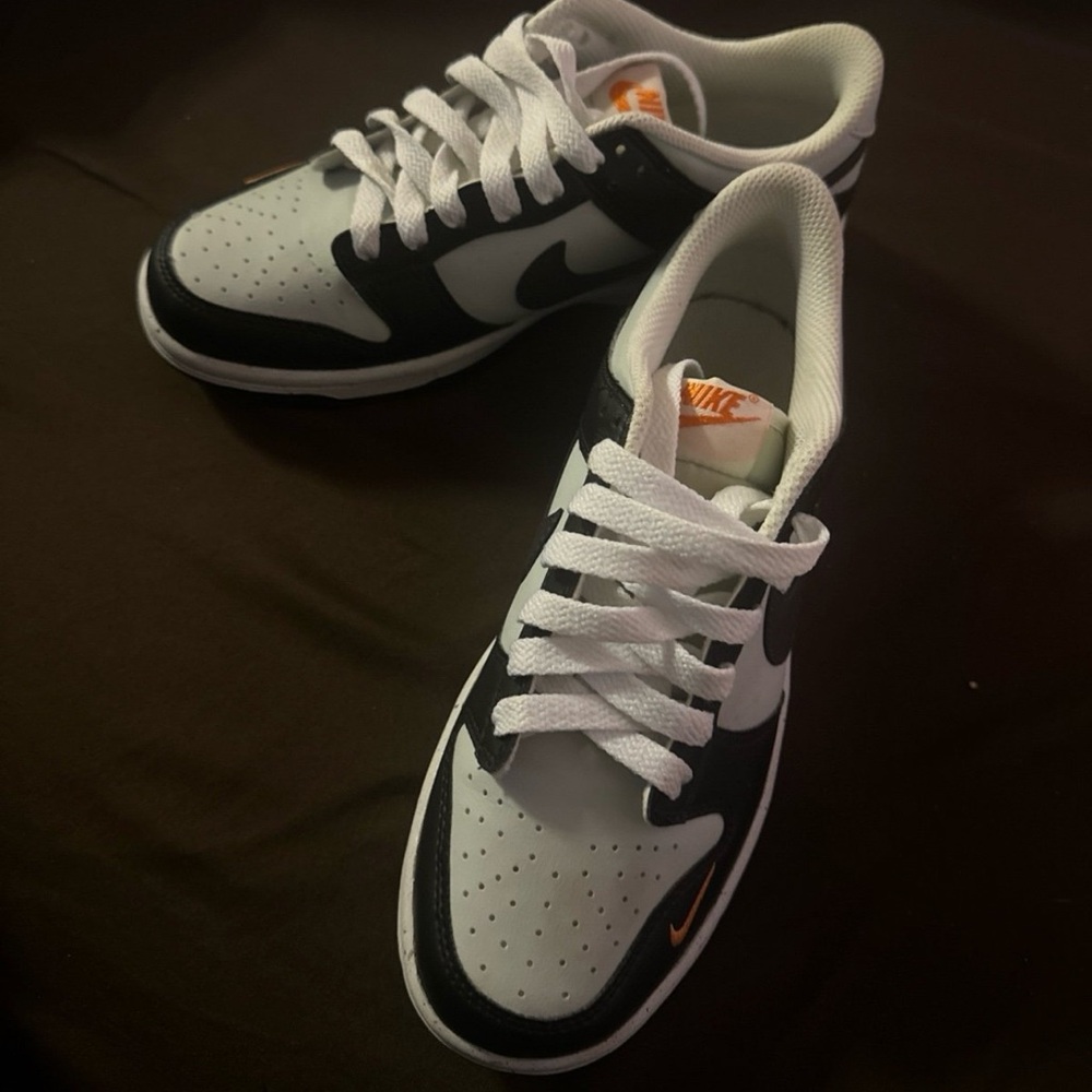 Youth sneakers